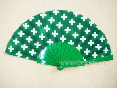 【专业供应各色塑料扇子(白色 黑色 绿色 紫色)】价格,厂家,图片,塑料、树脂工艺品,福州市博纳迪工艺品-